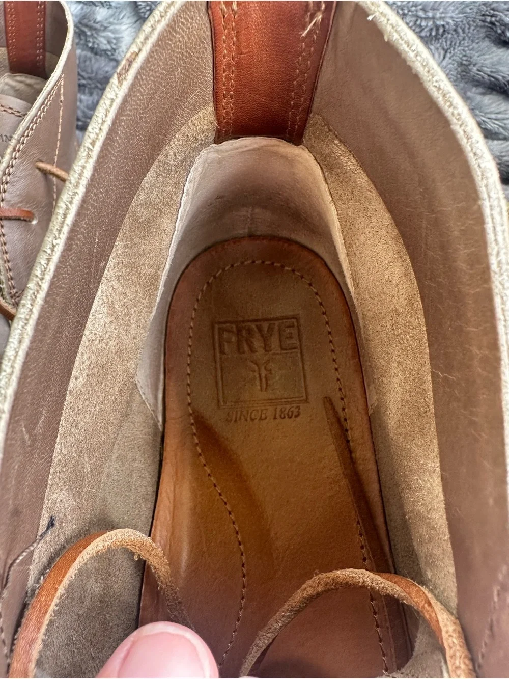 Frye classic chukka